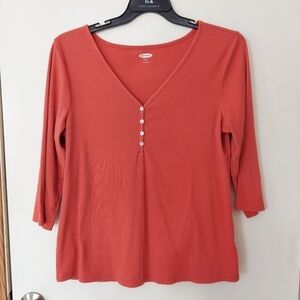 Old Navy woman top. Size XL. 3/4 sleeve. Cotton blend! Lightweght. Breathable.